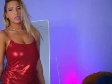 lovingblondie from Chaturbate