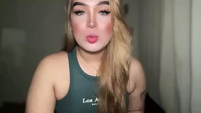 MistressOf_Americaxxx on StripChat