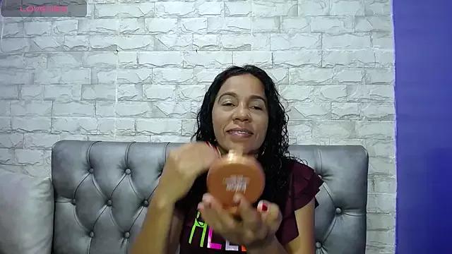 Yailin_MILF from StripChat